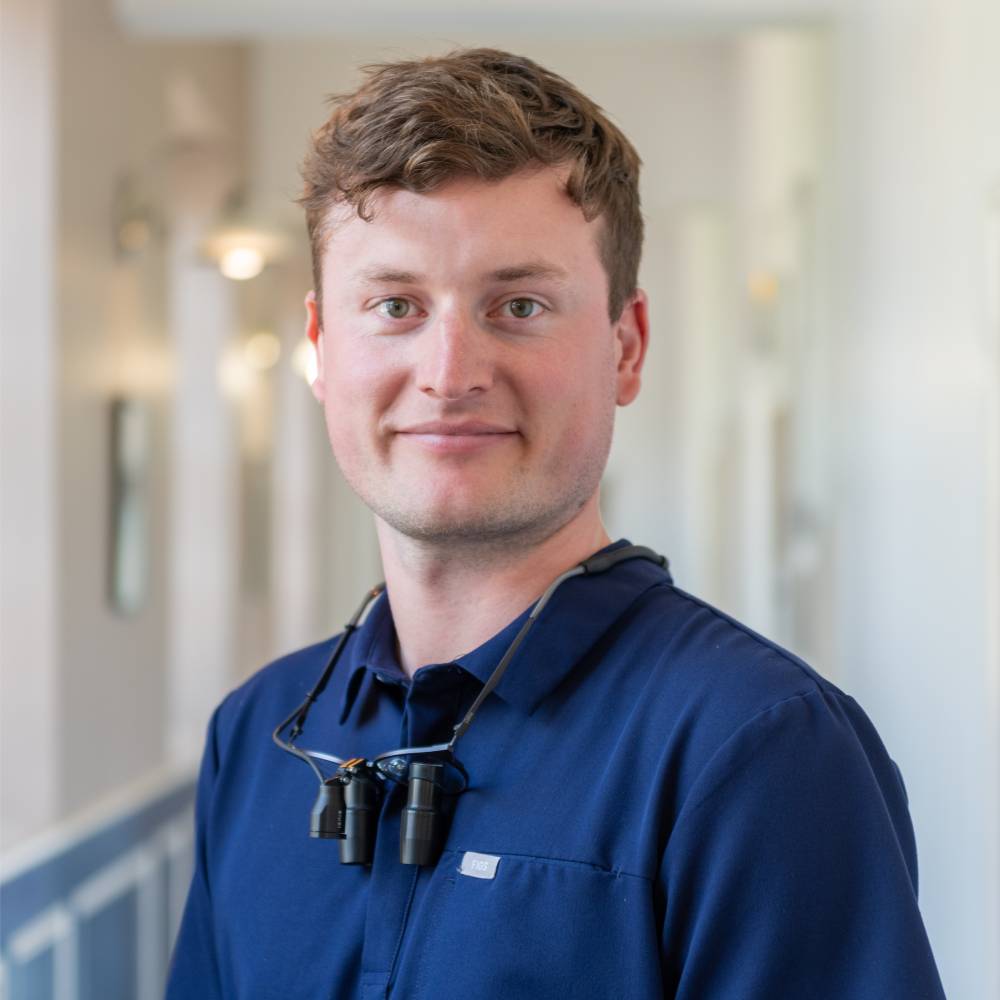 Esthetique_Callum Callum, Meet the team